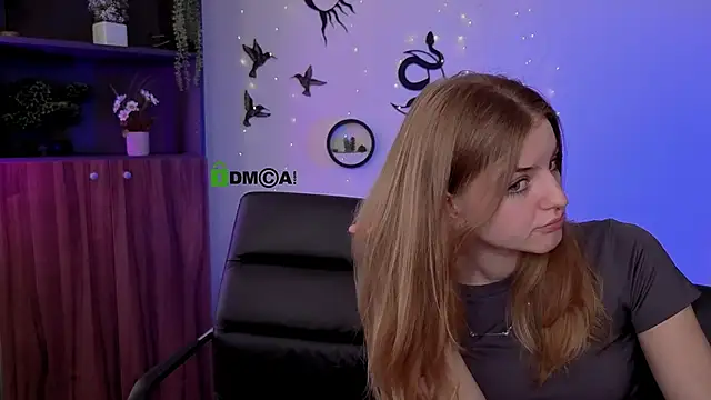 lisa_dark_ – Kamerová šou