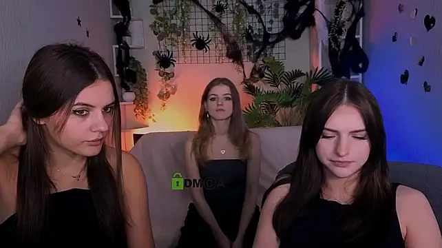 lisa_dark_ Adlı Modelin Web Kamerası Şovu