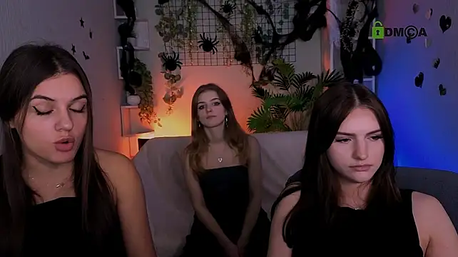 lisa_dark_ Adlı Modelin Web Kamerası Şovu