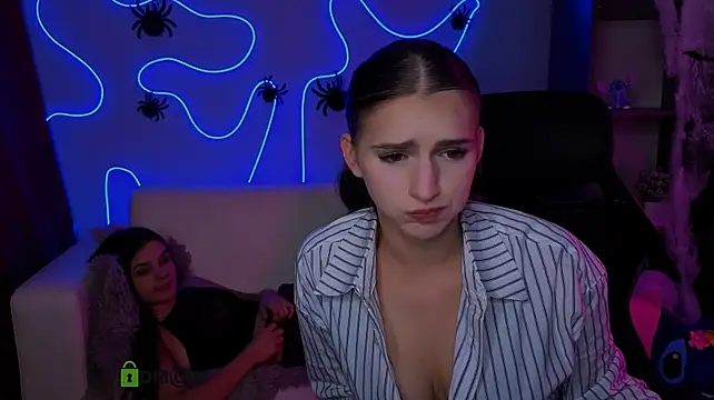 عرض كام lisa_dark_