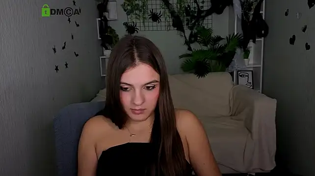 Pokazy przed kamerką – lisa_dark_
