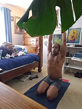 LongMnster Show in webcam