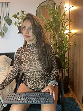 MailynFoxx's Live XXX Chat