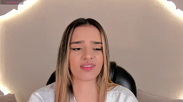 LaurentRosse1 élő XXX-chatje