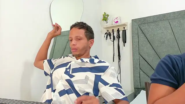 DamianandEvan Live XXX chat