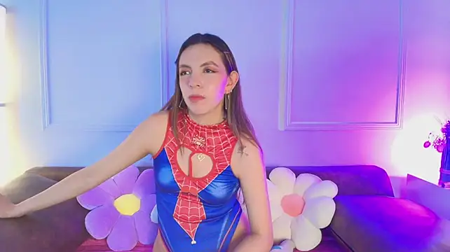 kittyblooms Adlı Modelin Web Kamerası Şovu
