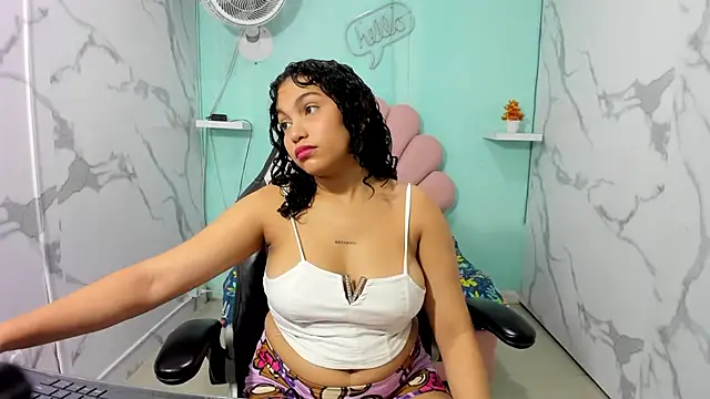 valeria_martinez19: онлайн-секс-чат
