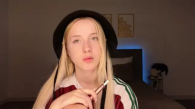 adele_armassn Live chat-huone