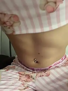 Im_lauritaa's Webcam Show