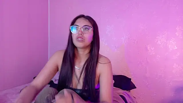 צ'אט XXX בשידור חי של Valk_submissive