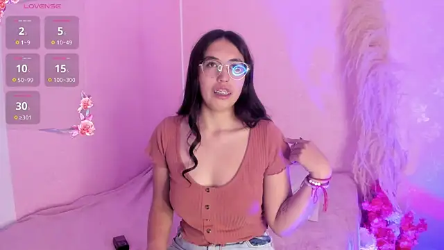 Valk_submissive's Live XXX Chat
