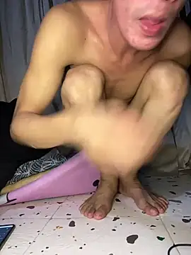 HOT-ASIANBABYBOY Pertunjukan Webcam