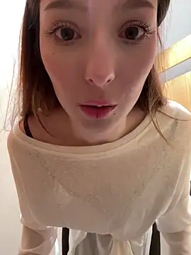 LilluKatten's Live XXX Chat