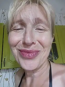 Онлайн чат XXX TrinaAdair