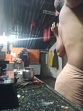 Dhanya752896 webcam show