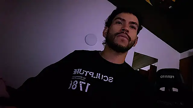 عرض كام 3v1l