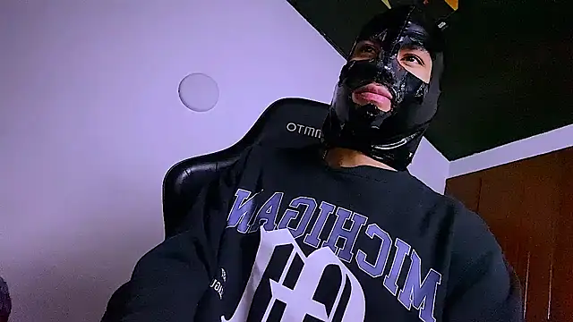 Lucius_Noal webcam show