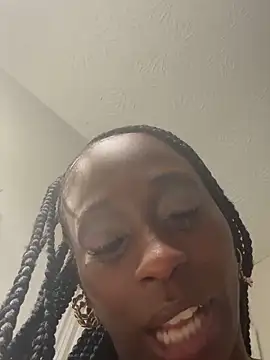MadameMuse's Live XXX Chat