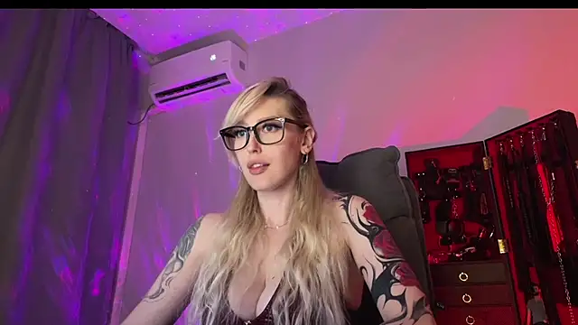 Webkamerová show Liya_Liss