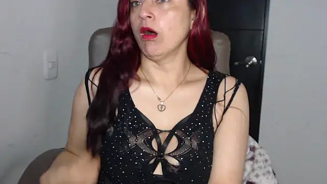 kristelltender1's Live XXX Chat