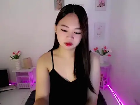lustfullakimのウェブカメラショー