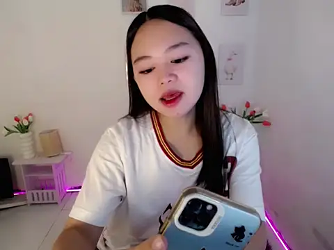lustfullakim Pertunjukan Webcam
