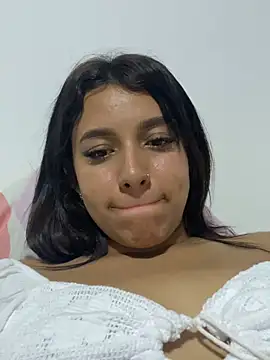 liahot69's Webcam Show