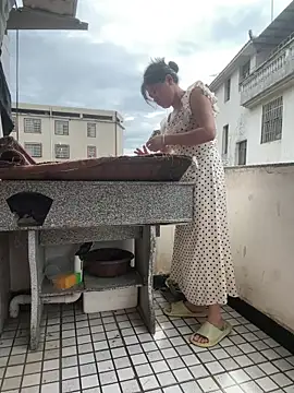 Živá chatovací místnost daaqnn