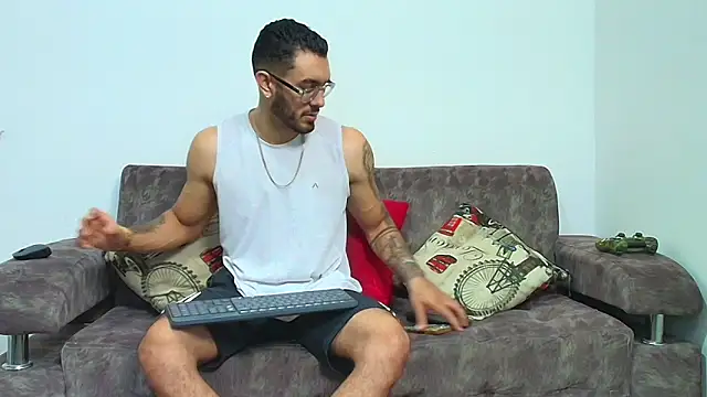 thebadboys05's Webcam Show