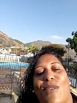 Show de Maliaebonyfetish na webcam