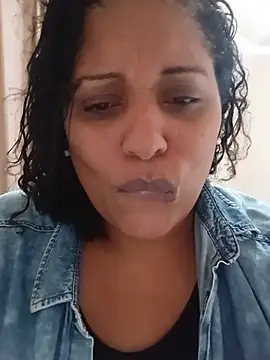 Show de webcam de Maliaebonyfetish