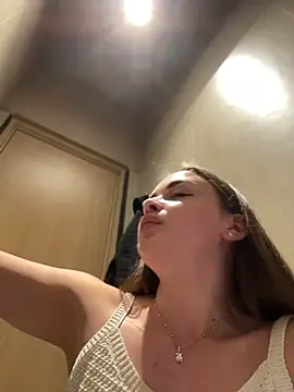 KristiRich's Live XXX Chat