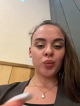 KristiRich's Live XXX Chat