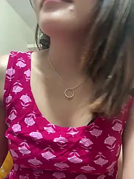 Smiley_girl23 Adlı Modelin Canlı XXX Sohbeti
