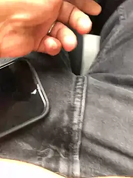 alan0ass Show in webcam