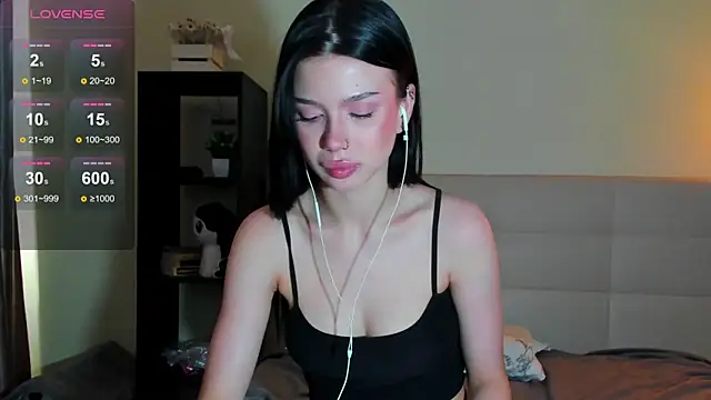 Tune_Godnesss Live XXX-chat