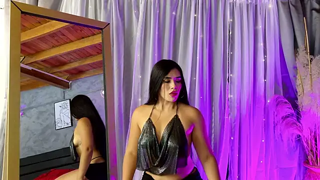 Oriana_03's Live XXX Chat