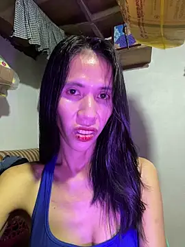 LoveRUBY143 Webcam-Show
