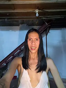 LoveRUBY143 webcam show