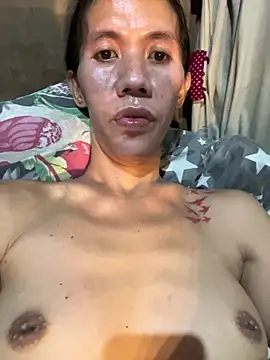 LoveRUBY143 webcam show