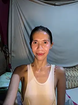 LoveRUBY143 Webcam-Show