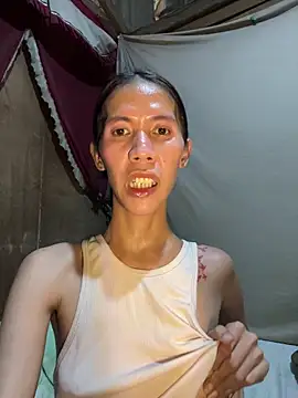 LoveRUBY143 Webcam-Show