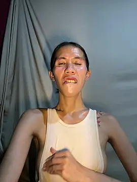 LoveRUBY143 webkamerás műsora