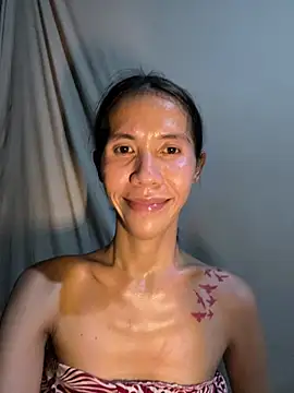 LoveRUBY143 Show Webcam