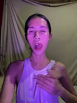 LoveRUBY143's Webcam Show