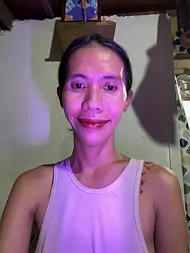LoveRUBY143 Webcam-Show