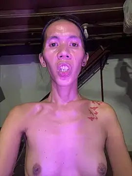 LoveRUBY143 Webcam-Show