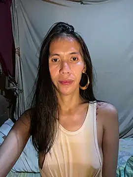 LoveRUBY143 – webcam-show