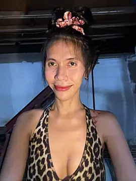 LoveRUBY143 Show in webcam