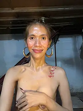LoveRUBY143 Webcam Show